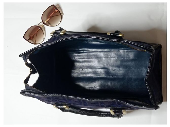 Borsa a mano Fendi Boston Zucca tela nera Nero Blu navy Blu scuro - vista 17