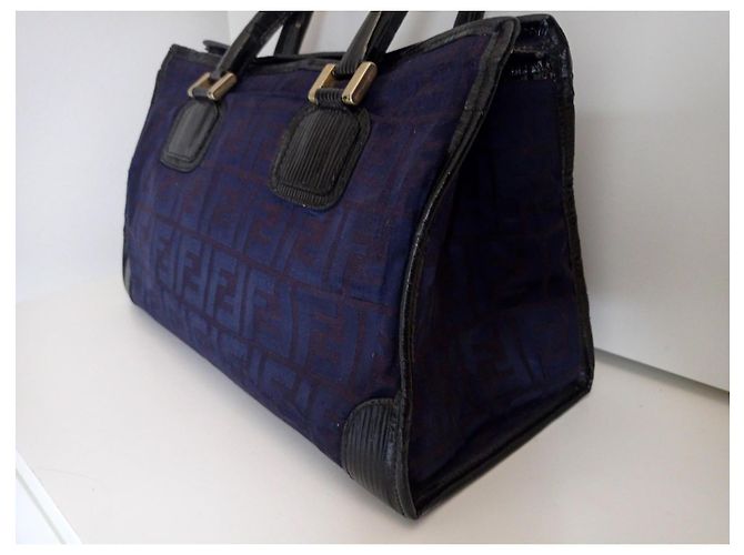 Borsa a mano Fendi Boston Zucca tela nera Nero Blu navy Blu scuro - vista 3