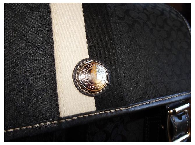 BORSA MESSENGER CROSSBODY SIGNATURE VOYAGER DI COACH Nero - vista 6