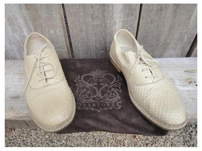 Richelieu Sartore en python couleur eggshell Blanc cassé - vue 3