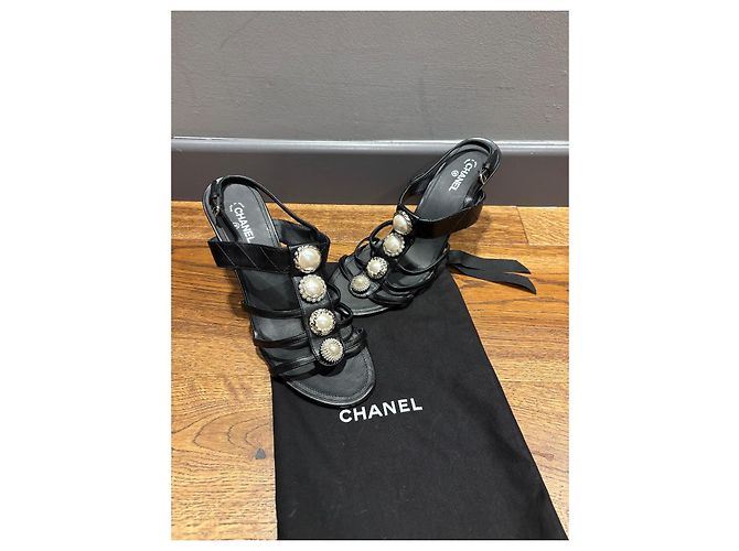 Sandali in pelle nera Chanel 41 Nero - vista 5