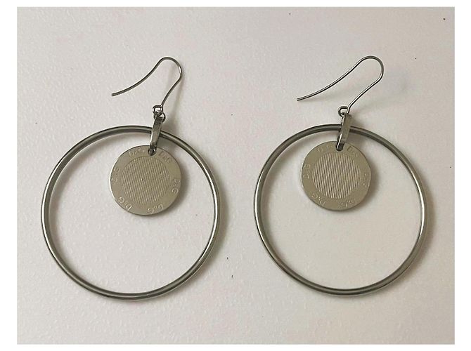 Ikonische Vintage-Hoops Ohrringe DOLCE & GABBANA mit einem Logo-Medaillon innen Silber - Ansicht 10