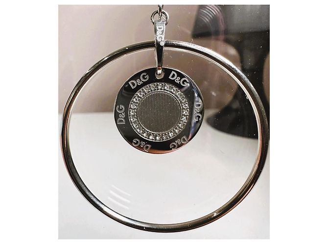 Ikonische Vintage-Hoops Ohrringe DOLCE & GABBANA mit einem Logo-Medaillon innen Silber - Ansicht 2