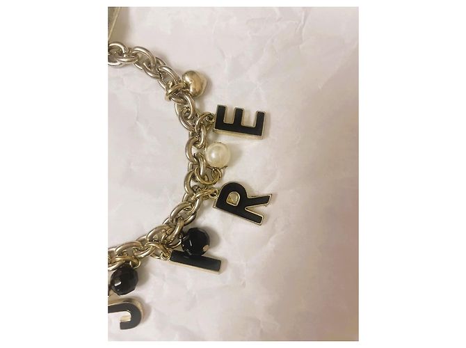 Delizioso bracciale DOLCE & GABBANA acciaio dorato "Desire" con charms D'oro - vista 8