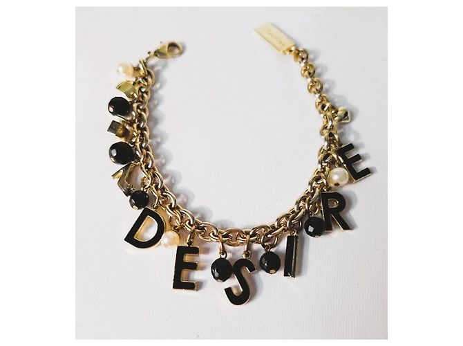 Delizioso bracciale DOLCE & GABBANA acciaio dorato "Desire" con charms D'oro - vista 9