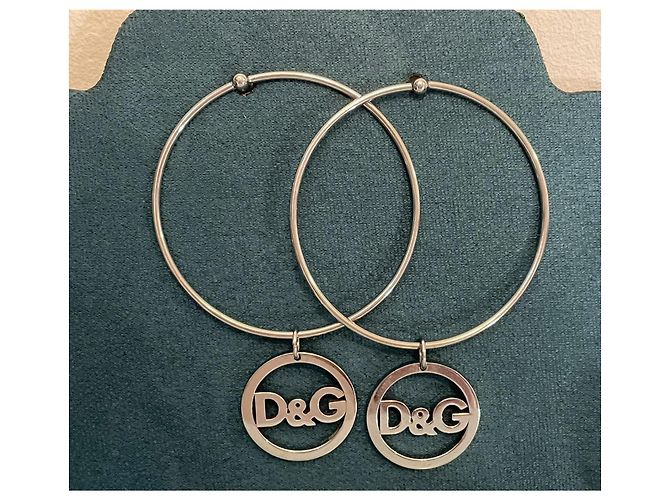 Wunderschöne DOLCE & GABBANA Ohrringe großer Ring mit kleinerem Anhänger-Ring-Logo Silber - Ansicht 11
