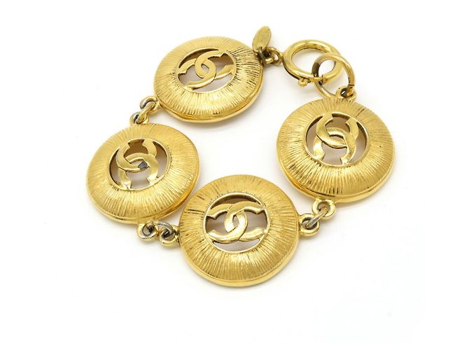 Bracciale in charm dorato Chanel Coco Mark D'oro - vista 2