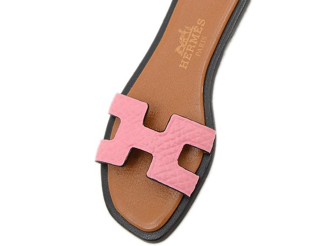 Charm Nano Bag Oran di Hermès Nero Rosa - vista 3