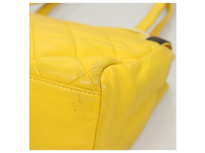 CHANEL Matelassé 2.55 Borsa a Spalla in Pelle di Pecora Gialla Argento CC Auth bs25489 Giallo - vista 14