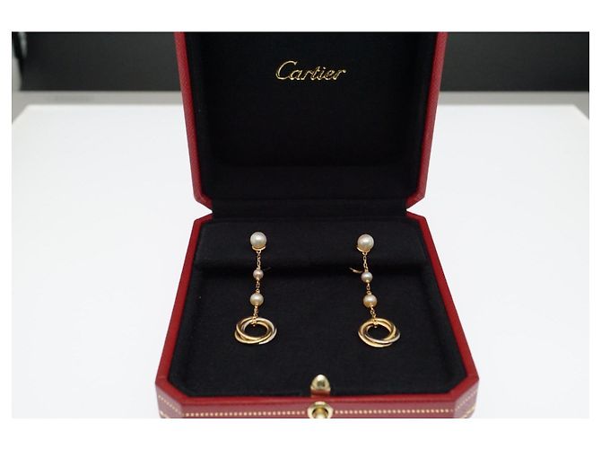 Brincos Cartier Trinity em 3 ouros e pérolas Dourado Gold hardware - vista 8