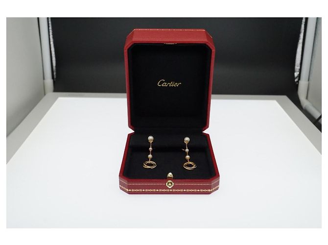 Brincos Cartier Trinity em 3 ouros e pérolas Dourado Gold hardware - vista 9