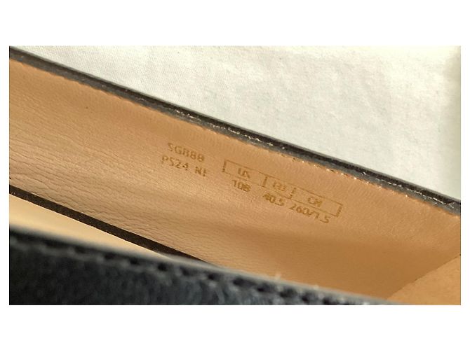 Ballerine Sleek con punta a cappello e fiocco in pelle nera di Stuart Weitzman Nero - vista 16