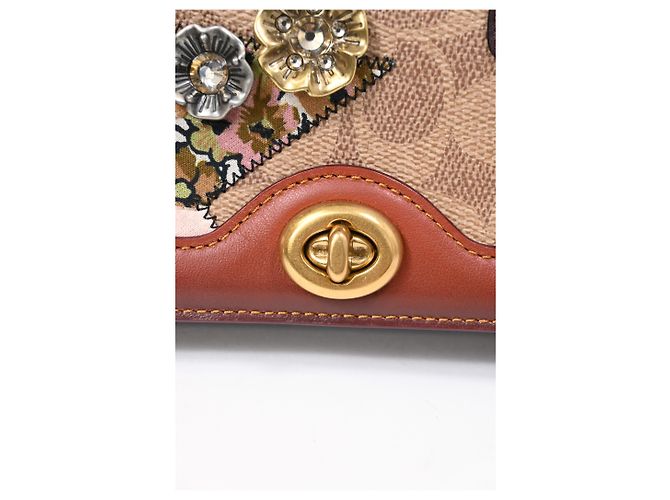 Borsa a tracolla Coach x Keith Haring Riley in tela rivestita marrone - vista 30