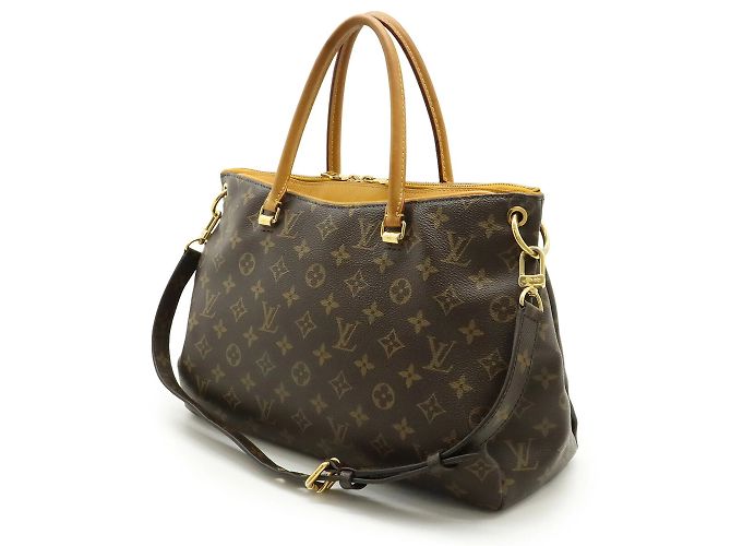 Borsa a mano Monogram Pallas di Louis Vuitton D'oro - vista 3