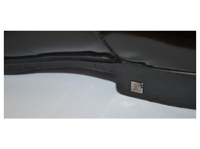 Scarpe Derby Louis Vuitton in vernice nera Nero - vista 5