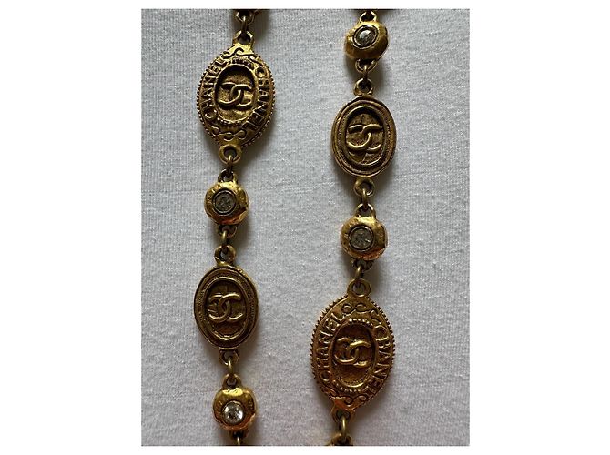 Collana Chanel con Medaglione Oro Metallizzata D'oro - vista 4