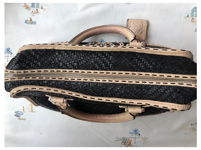 Borsa a mano Loewe Amazona 36 in pelle nera e beige Nero - vista 11