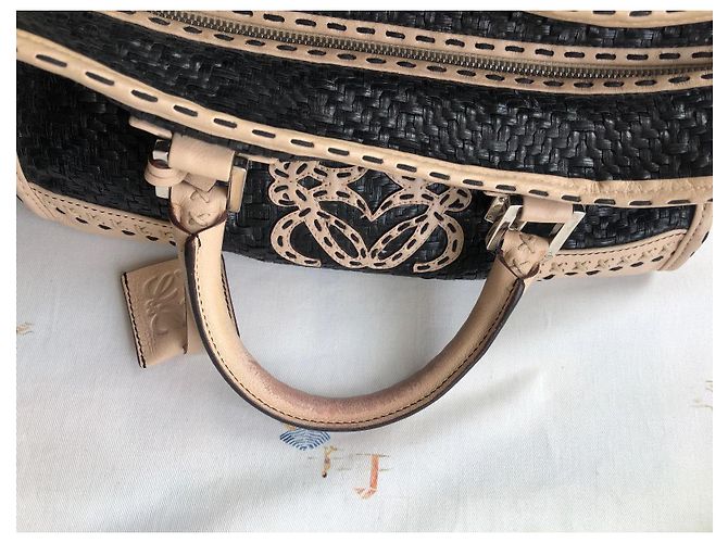 Borsa a mano Loewe Amazona 36 in pelle nera e beige Nero - vista 12