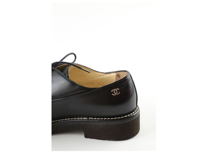 Chanel Schwarze Leder Schnürschuhe - Ansicht 3