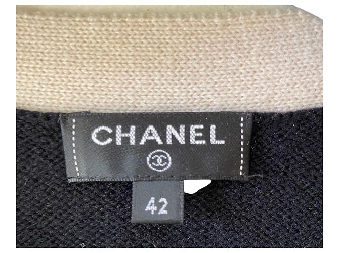 Chanel Cashmere schwarzer und ecrufarbener klassischer Cardigan FR 42 Beige - Ansicht 5