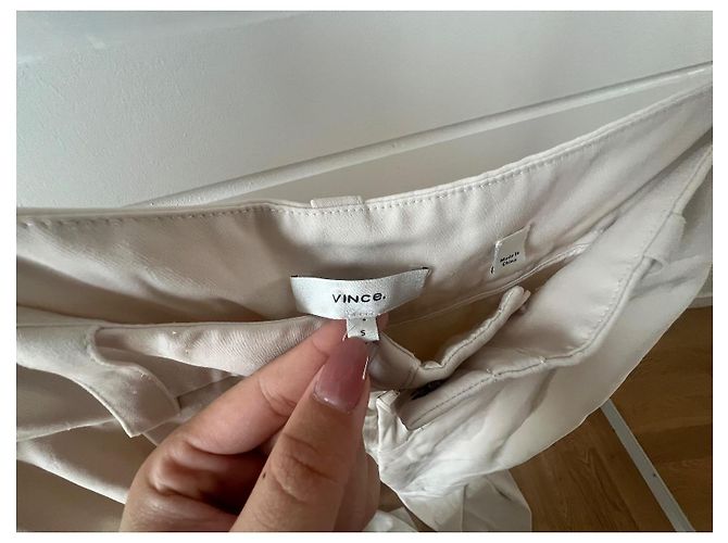 Pantalón Vince beige de corte recto - vista 2
