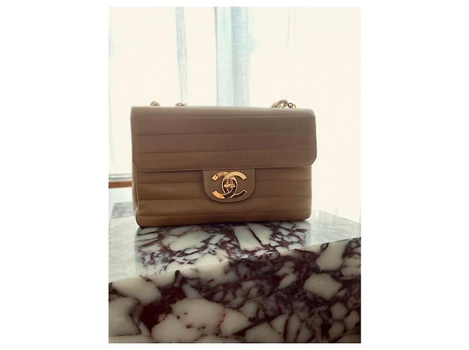 Borsa a spalla Chanel Mademoiselle Horizontal Beige Agnello - vista 2