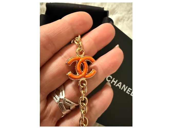 Collana Sautoir Chanel CC con perle arancioni smaltate - Scatola e autenticazione Arancione Gold hardware - vista 4