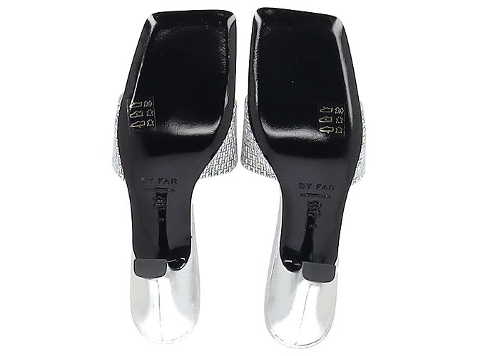 Mule in pelle argentata decorate con cristalli By Far Dylan Argento Metallico - vista 7