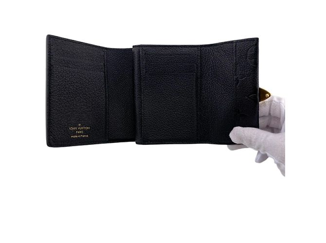 Cartera Metis Compacta Louis Vuitton Negro - vista 5
