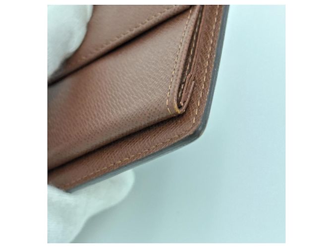 Louis Vuitton Bi-Fold Geldbörse aus Monogramm-Canvas Braun - Ansicht 10