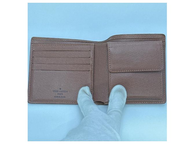 Louis Vuitton Bi-Fold Geldbörse aus Monogramm-Canvas Braun - Ansicht 9