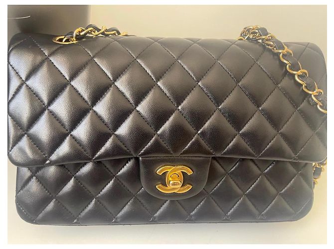 Timeless Borsa Chanel Rabat Nera Trapuntata in Pelle Nero - vista 2