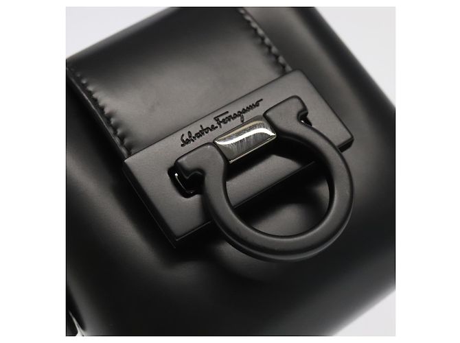 Borsa a mano in pelle nera Gancini di Salvatore Ferragamo Auth 93834AM Nero - vista 18