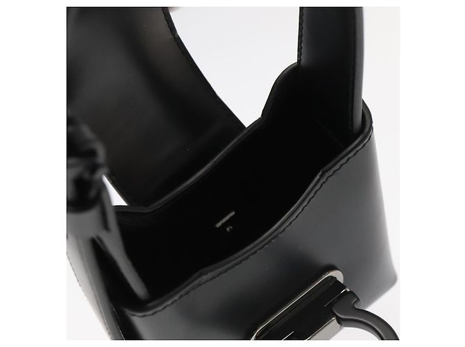 Borsa a mano in pelle nera Gancini di Salvatore Ferragamo Auth 93834AM Nero - vista 20