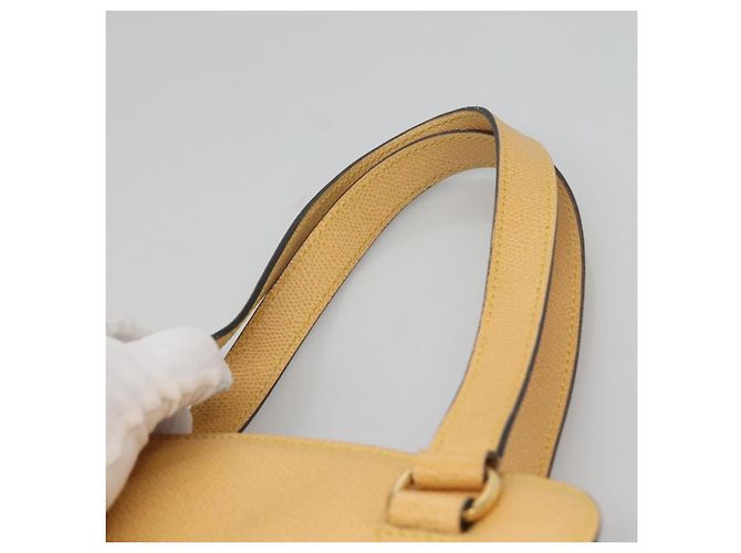 Céline CELINE Handtasche aus Leder in Gelbgold Auth 123851 - Ansicht 8