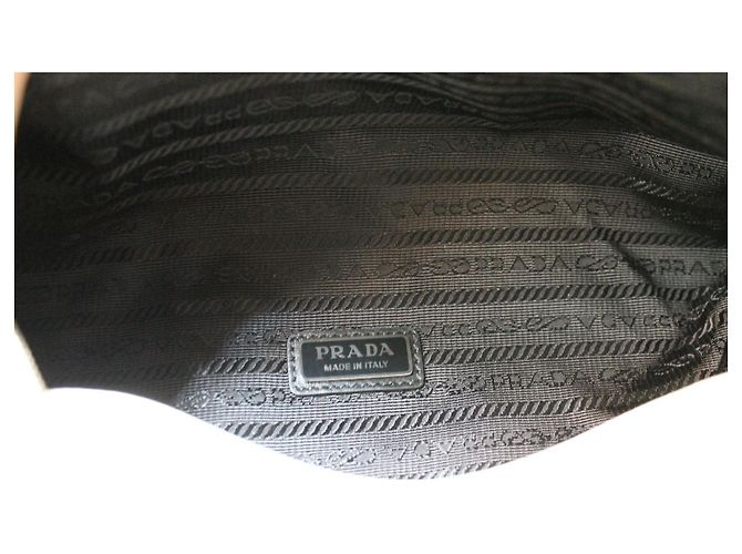 Borsa a mano Prada Triangle in pelle bianca Bianco - vista 13
