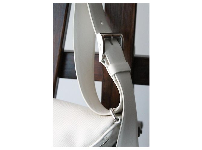 Borsa a mano Prada Triangle in pelle bianca Bianco - vista 5
