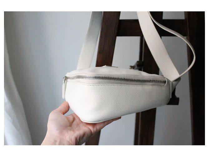 Borsa a mano Prada Triangle in pelle bianca Bianco - vista 9