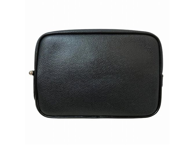 Borsa Clutch Louis Vuitton Taiga Karuga Nero Grigio - vista 2