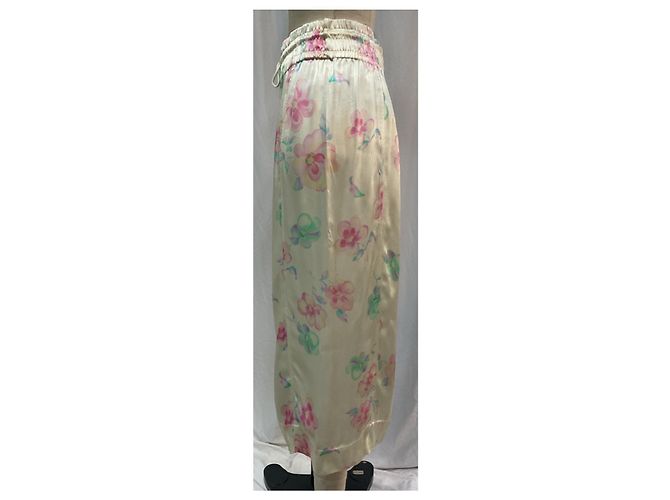 Falda midi Ganni en viscosa con estampado floral - vista 8