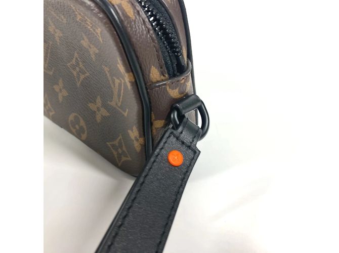 Borsa Clutch Volga Monogramma Solare Louis Vuitton Marrone Nero Arancione - vista 11