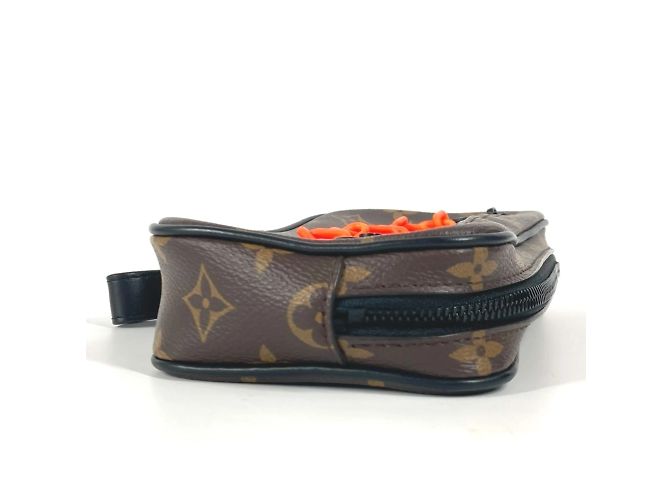 Borsa Clutch Volga Monogramma Solare Louis Vuitton Marrone Nero Arancione - vista 14