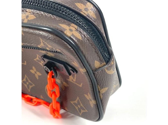 Borsa Clutch Volga Monogramma Solare Louis Vuitton Marrone Nero Arancione - vista 3
