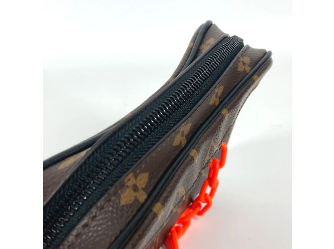 Borsa Clutch Volga Monogramma Solare Louis Vuitton Marrone Nero Arancione - vista 5