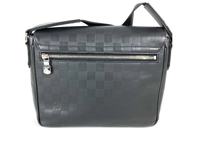 Borsa a tracolla Louis Vuitton Damier Infini District PM Nero - vista 2