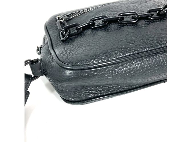 Borsa Pochette Volga in Taurillon Monogram Louis Vuitton Nero - vista 6