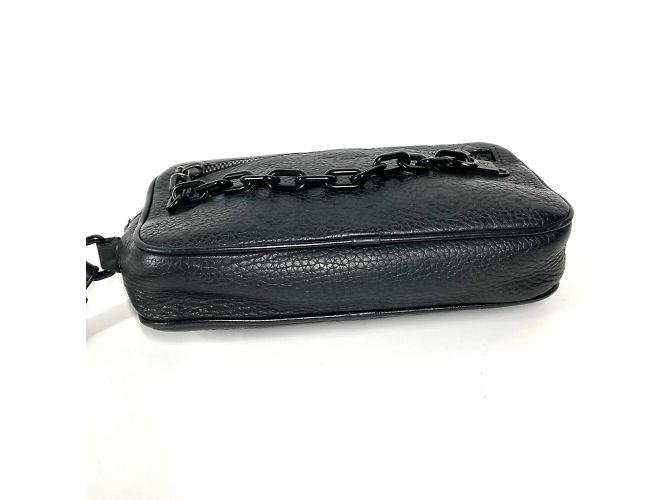 Borsa Pochette Volga in Taurillon Monogram Louis Vuitton Nero - vista 7