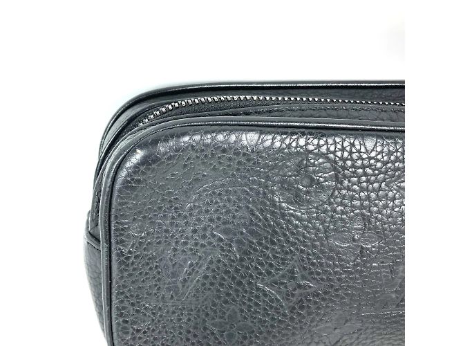 Borsa Pochette Volga in Taurillon Monogram Louis Vuitton Nero - vista 9
