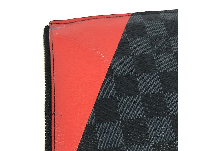 Borsa Pochette Jour GM Damier Graphite di Louis Vuitton America's Cup Nero Bianco Rosso - vista 4