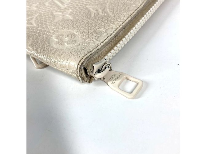 Pochette A4 Monogram Taurillon Louis Vuitton Bianco - vista 6